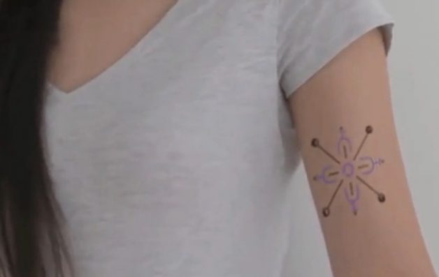 Pesquisadores criam tatuagem capaz de monitorar a sua saúde